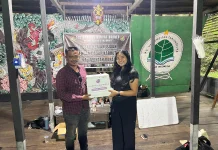 AJI Pontianak Serahkan Bantuan Oxycan dan Masker KN95 untuk Relawan Karhutla