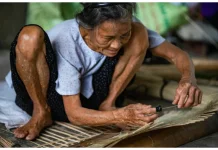 Peran Perempuan Menjaga Tradisi di tengah Perubahan Zaman