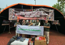 Pegadaian Bantu Perlengkapan Petugas Penanganan Karhutla di Kubu Raya