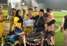 Tanjung Hulu Juara Bahasan Cup Seri II Bawa Pulang Motor Vario Terbaru
