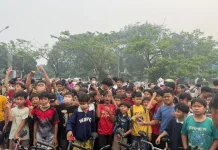 8.000 Masker untuk Warga Pontianak, Aksi Maharatu Foundation di tengah Kabut Asap