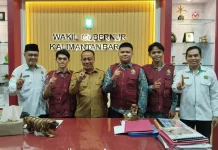 Wagub Kalbar Beri Semangat Kontingen Roket Air MAN 1 Pontianak