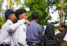 Siswa di Pontianak Kembali Belajar dari Rumah