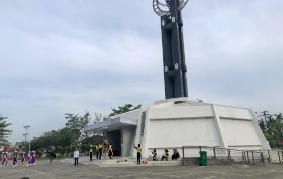 Disporapar Catat Ribuan Wisatawan Mancanegara Kunjungi Tugu Khatulistiwa