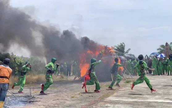 Ritual Bakar Naga, Penutup Sakral Imlek di Yayasan Bakti Suci Kubu Raya
