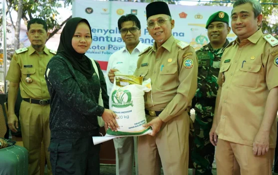 Sulastri Terbantu Bantuan Pangan Pemerintah