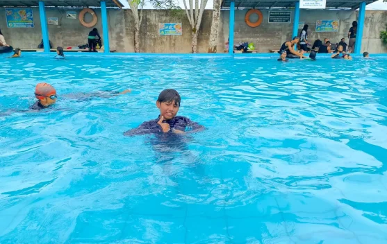 Tips Cepat Pandai Berenang, Fairel Bagikan Rahasia Belajar Renang untuk Pemula