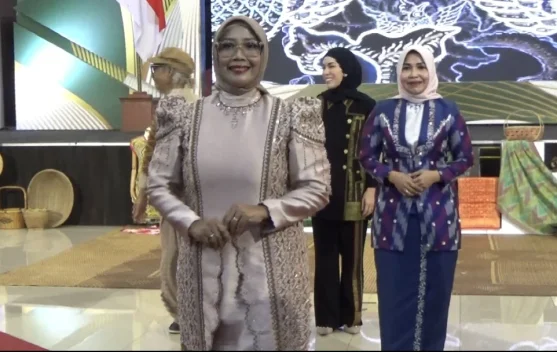 Wastra Lokal Kalbar Dibidik Mendunia