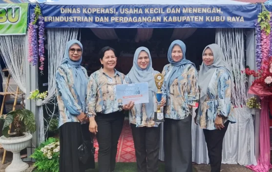 Kecamatan Kuala Mandor B Raih Juara II Booth Terbaik di Ajang Promosi Produk Lokal