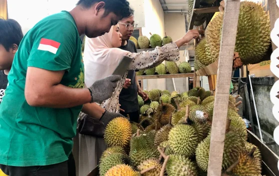 Bazar Durian BK Hadirkan Garansi Tukar Baru