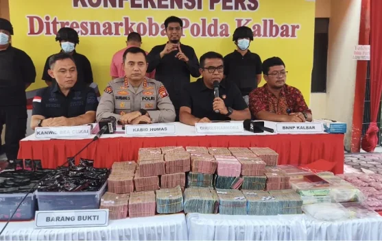 Polda Kalbar Ungkap Peredaran Narkoba, Sita Ekstasi hingga Uang Rp3,85 miliar