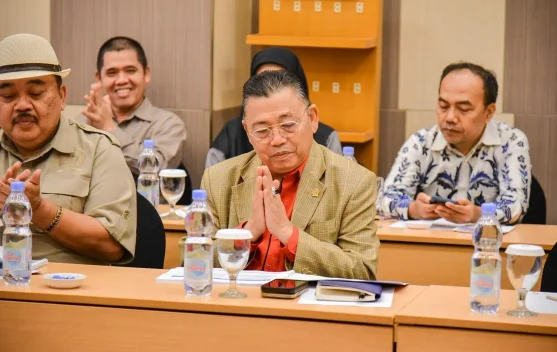 Cornelis Dorong Industri Taat Lingkungan dan Transparansi Karbon