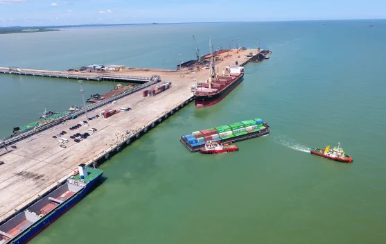 Ekspor Perdana Terminal Kijing Pangkas Biaya Logistik Kalbar