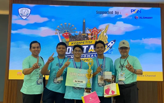 Dua Siswa MAN 1 Pontianak Raih Tiket Internasional Roket Air