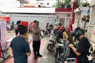 Kapolresta Pontianak akan Tindak Tegas Penimbun BBM