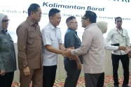 Wako Edi Perjuangkan Warga Perumnas IV dan Star Borneo 7 Masuk Pontianak