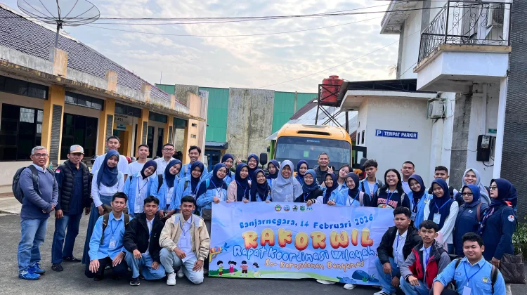 Fan Karesidenan Banyumas Rakorwil di Negeri Atas Awan