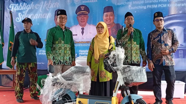 Pimpinan Pusat Muhammadiyah Launching Masjid Sirandu dan PKBM