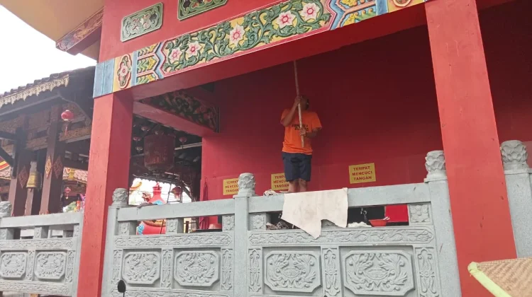 Perayaan Imlek, Klenteng Banyumas Bersih-Bersih Rumpang