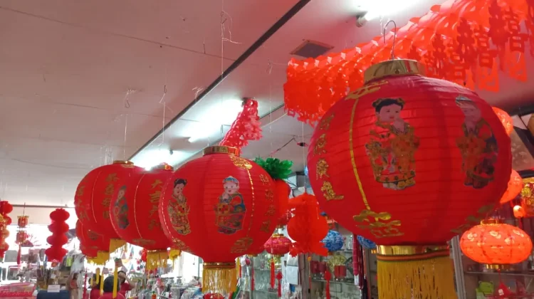 Tradisi Kue Keranjang dan Lampion dalam Perayaan Imlek