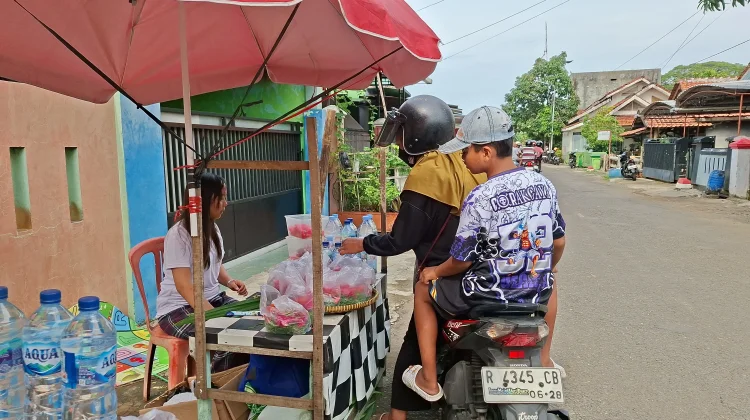 Jelang Ramadhan, Pedagang Bunga Ketiban Berkah