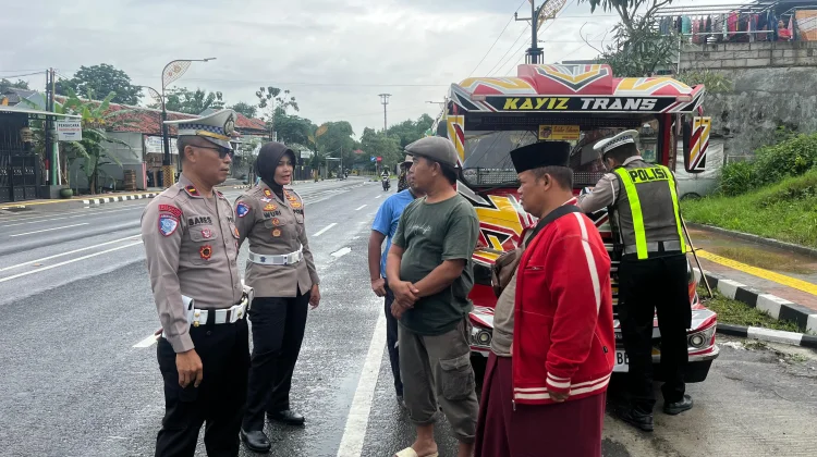 Polres Tegal Beri Himbauan dan Penindakan pada Pengemudi Odong-odong