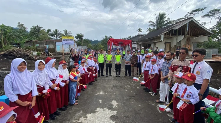 Polres Purbalingga Resmikan Jembatan di Lokasi Terdampak Banjir