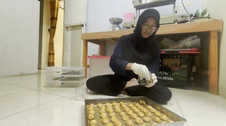 Menjelang Lebaran 2026, Kue Kering Mocaf Asal Banjarnegara Laris Manis