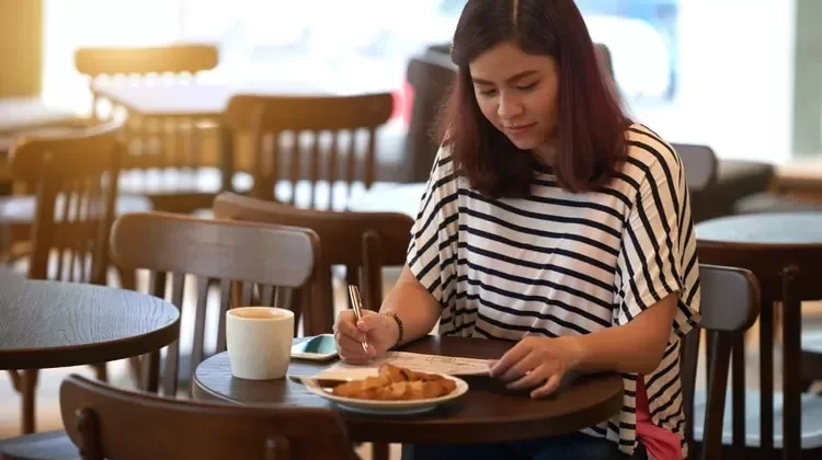 Solo Date: Tren Self-Love yang Kian Diminati Pemuda