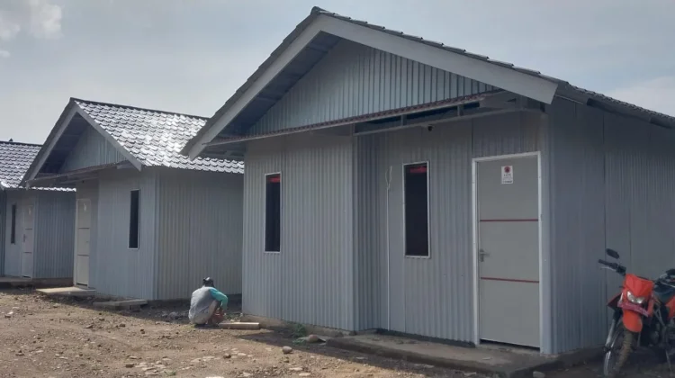 39 KK Korban Longsor Cibeunying Tempati Huntara jelang Lebaran