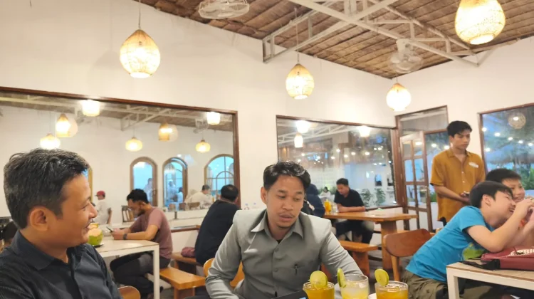 Bukber Jadi Momen Quality Time Bersama Teman dan Sahabat