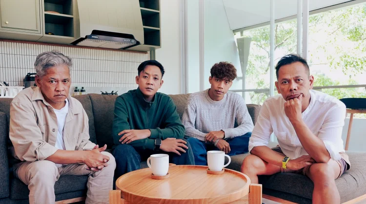 Caffeine x Fahimi Satukan Dua Generasi dalam “Catatan Kita"