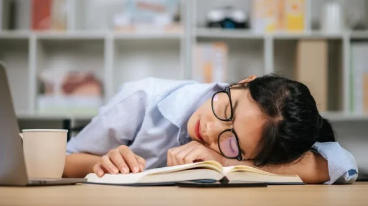 Waktu Tidur yang Cukup Penting untuk Menjaga Kesehatan Selama Berpuasa
