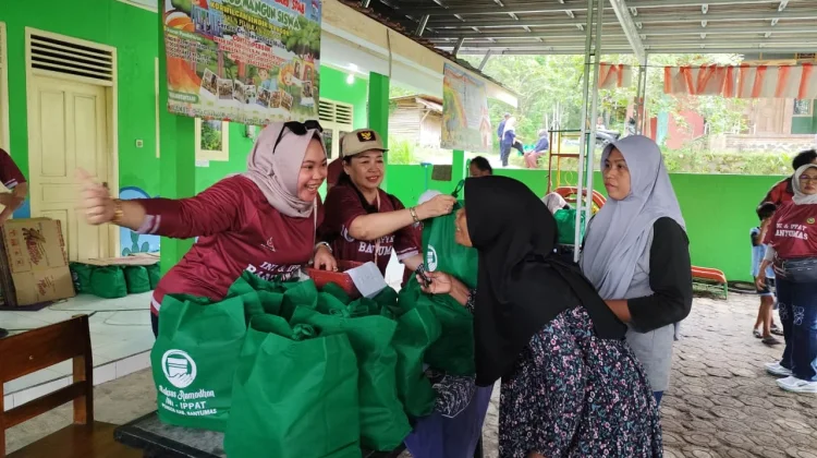 INI-IPPAT Banyumas Gelar Baksos Ramadan di Cikakak, Bagikan 500 Paket Sembako