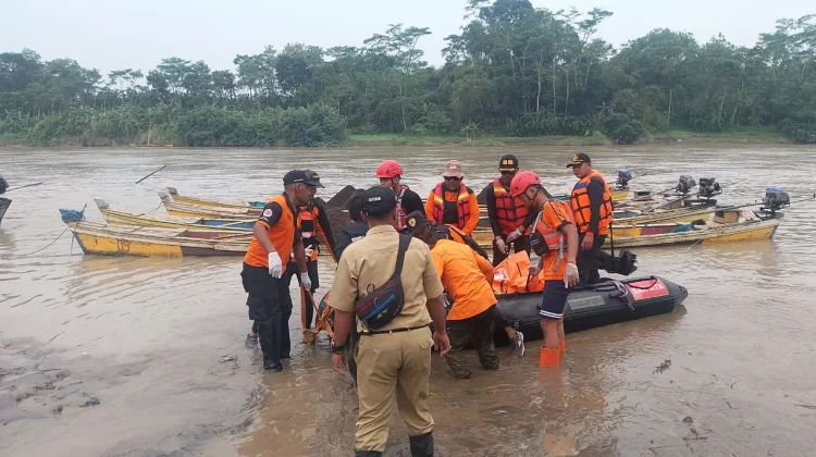 Tim SAR Temukan Korban Tenggelam di Sungai Serayu setelah 3 Hari Pencarian