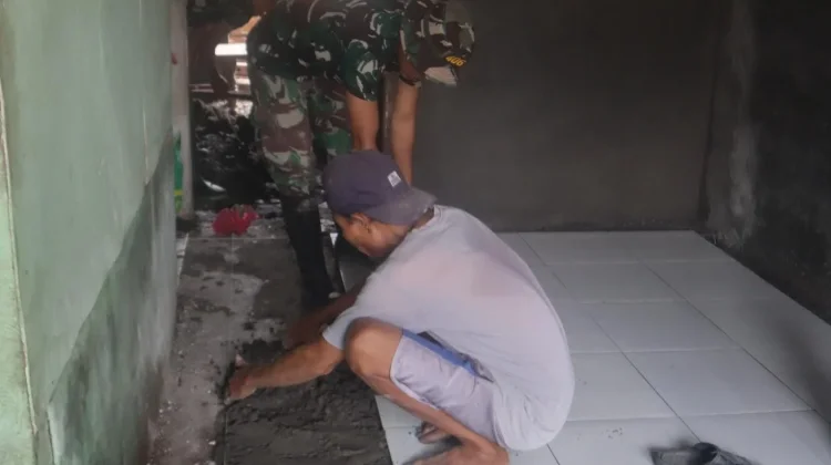 Program TMMD Brebes, Pemasangan Keramik RLTH Hampir selesai
