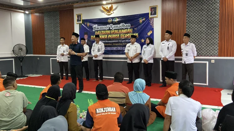 Layanan Lapas Brebes, Warga Binaan Buka Puasa Bareng Keluarga