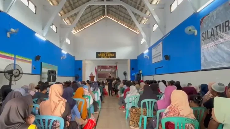Kaisar Kiasa Salurkan 900 Paket Sembako di 3 Kecamatan Banyumas