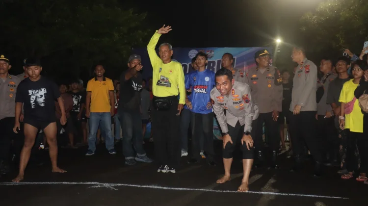 Kapolres Tegal Beradu Lari Cepat di Ekshibisi Cokorun