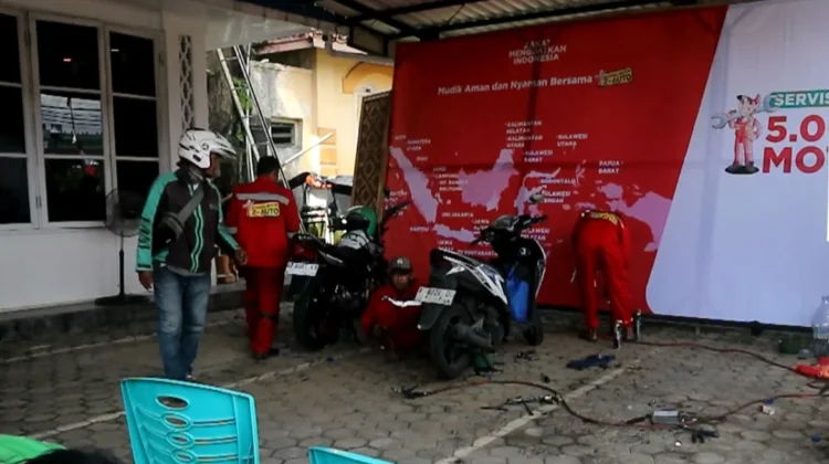 Servis Motor Gratis Z-Auto Baznas Ringankan Beban Ojol