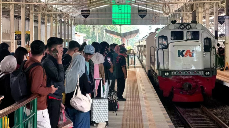 Penjualan Tiket Kereta Api Lebaran dari Stasiun Cilacap Tembus 50 Ribu Kursi