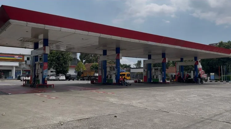 SPBU Rawalo Siap Layani Pemudik