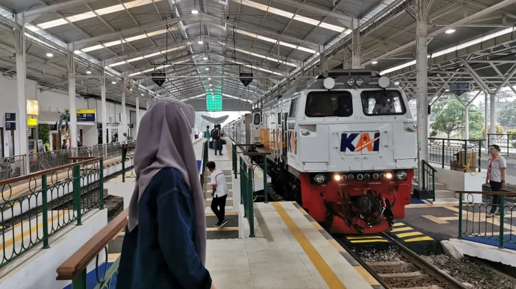 Penjualan Tiket KA Angkutan Lebaran Daop 5 Purwokerto Capai 214.624 Tiket