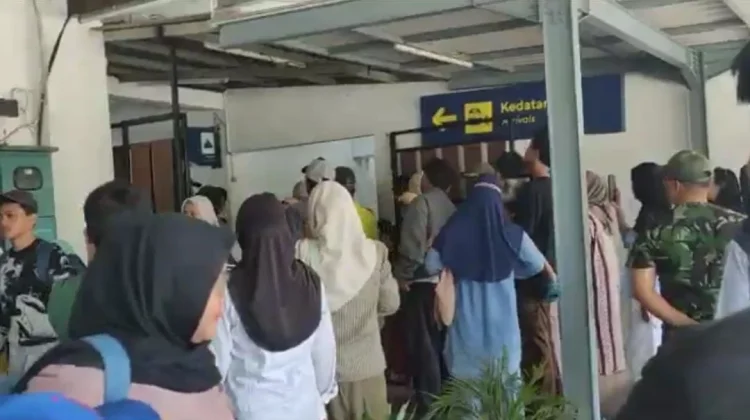 Masyarakat Tegal Ramai Memilih Kereta Sebagai Transportasi Selama Libur Lebaran