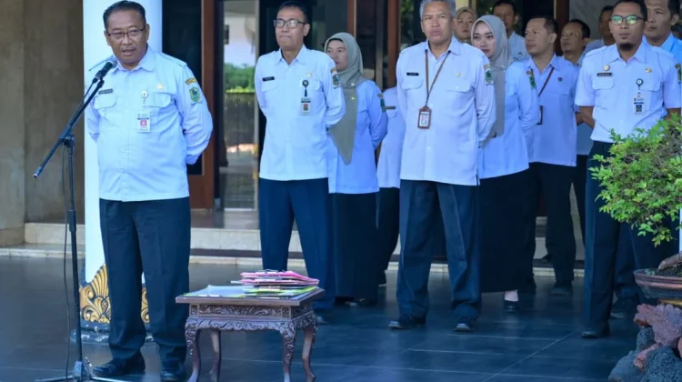 Apel Usai Lebaran, Pj Sekda Banjarnegara Inginkan ASN Mulai Bekerja Penuh Semangat