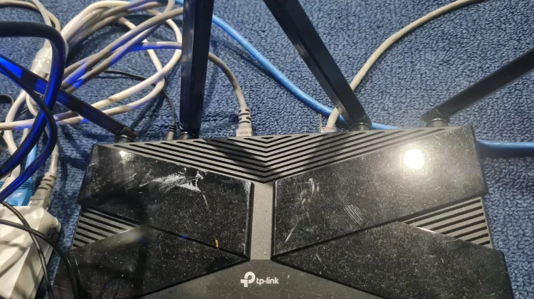 Pentingkah Arah Posisi Antena Wi-Fi?