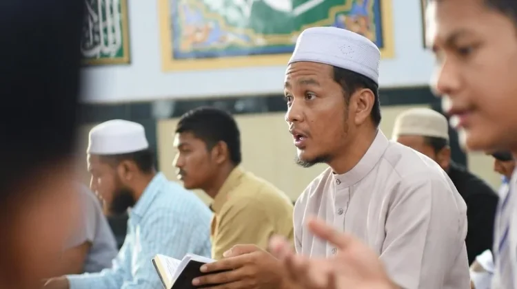 Strategi Penguatan Komunikasi Islam yang Adaptif dan Moderat