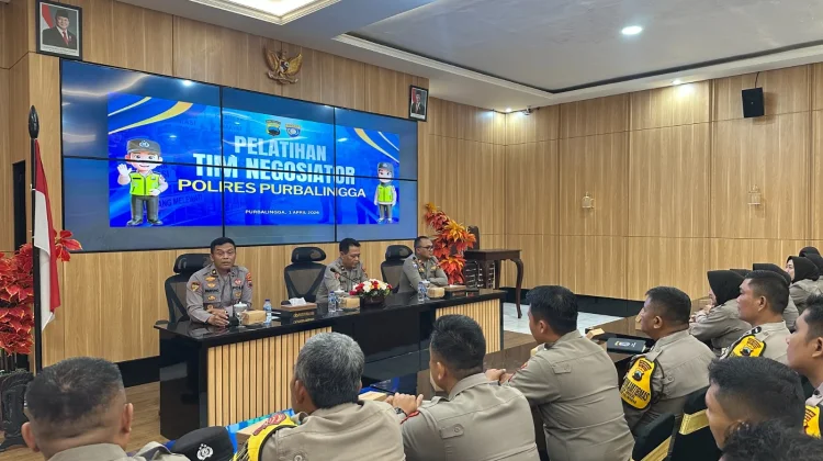 Polres Purbalingga Beri Pelatihan Tim Negosiator