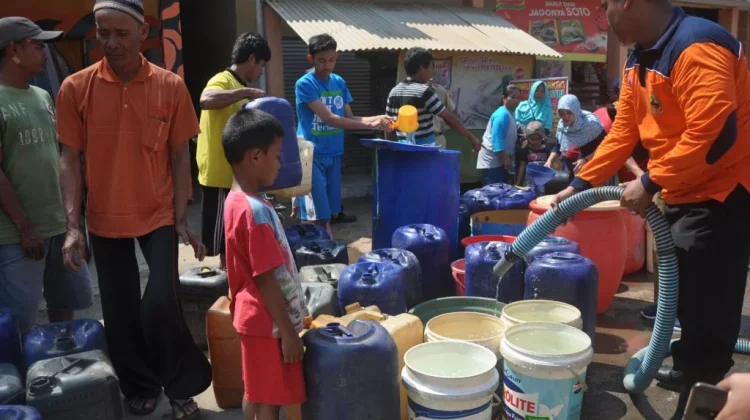 BPBD Cilacap Siapkan Ratusan Tangki Air Bersih di Musim Kemarau