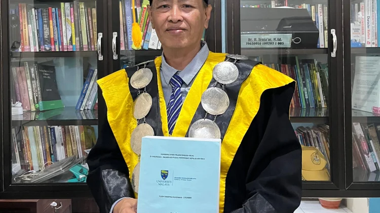 Diakui Dunia, Guru Besar UIN Saizu Jadi Penguji Eksternal di Universiti Malaya